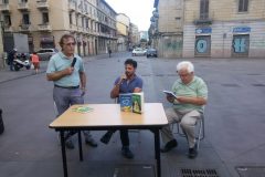 Presentazione del romanzo "Oltre le banane" in Piazza Foroni